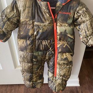 Columbia Snuggly Bunny Timberwolf Hunting Camo Baby Bunting Snowsuit 6-12 Months